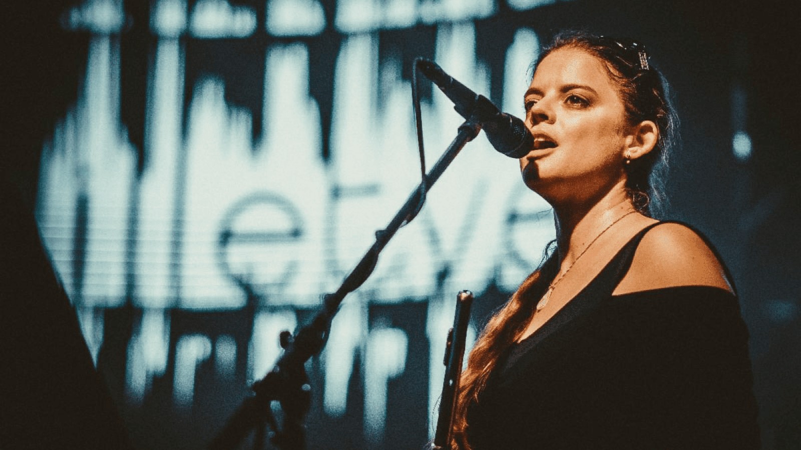 László Taki' Takács Captures Pristine Sound for Hungarian TV Music Show with DPA