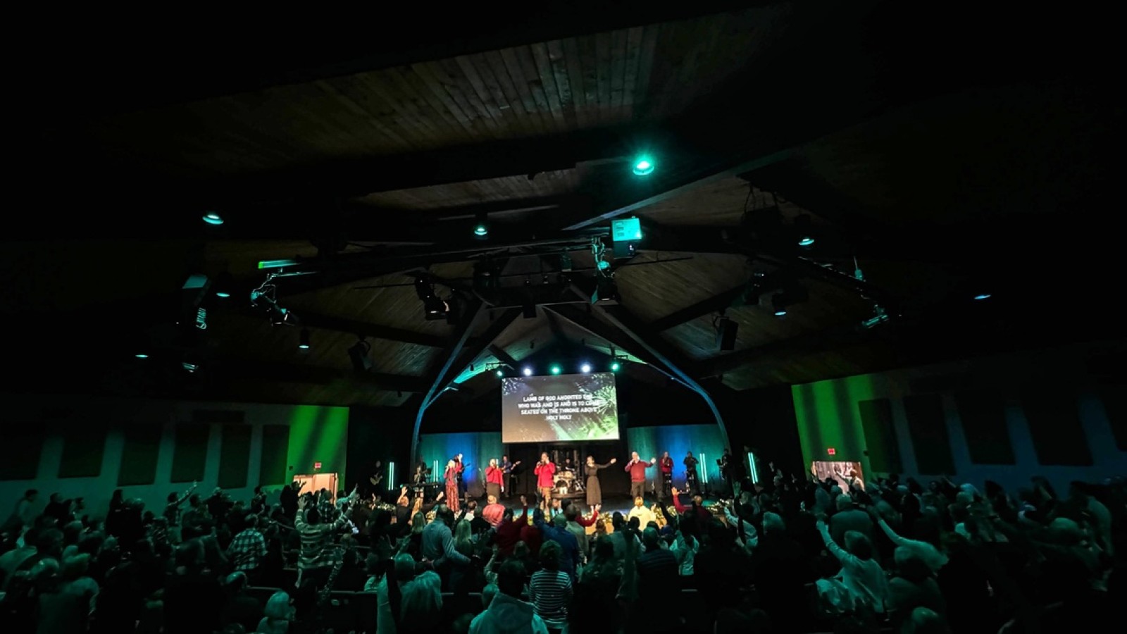 Central Assembly of God Elevates Worship Sound with d&b audiotechnik Soundscape with En-Scene