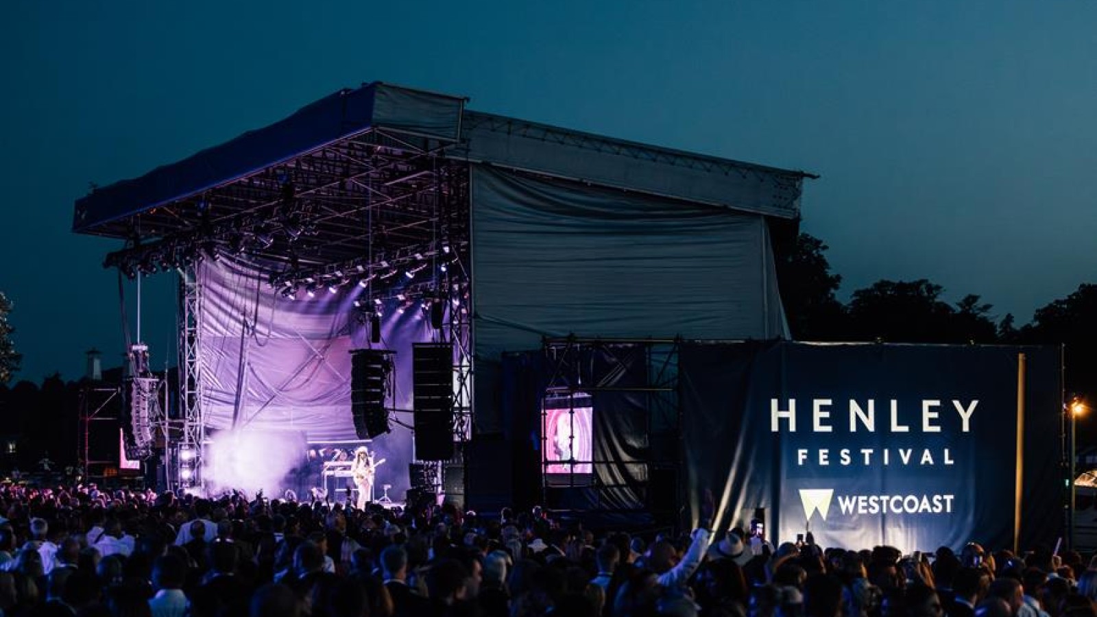 RG Jones and Henley Festival Celebrate 40 Years of Partnership with Innovative Rise Stage