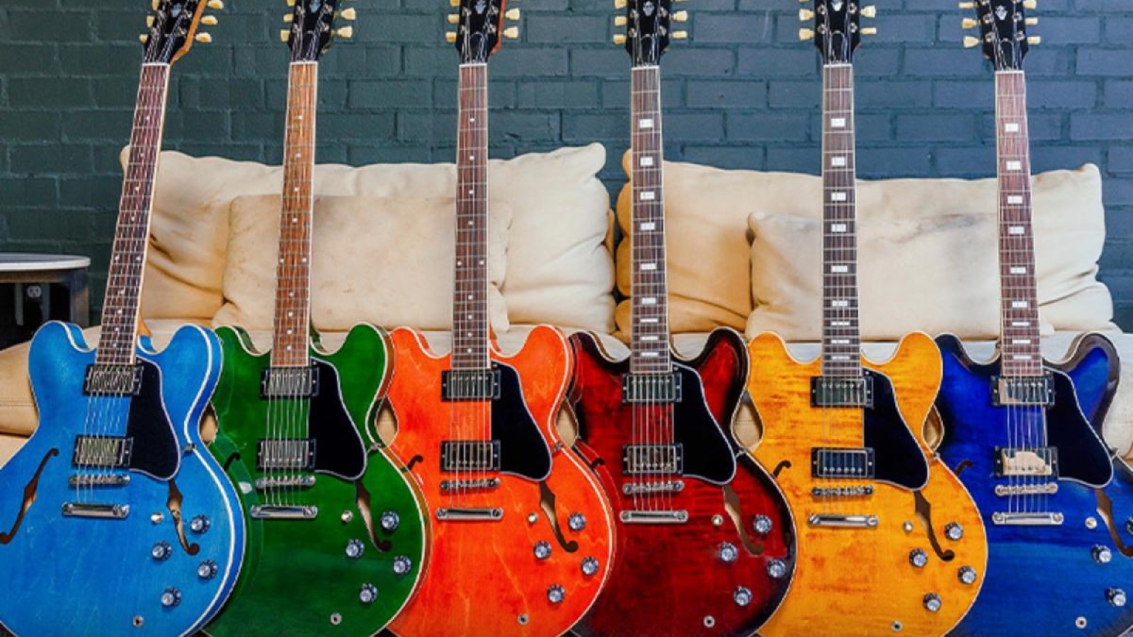 Gibson Introduces the Custom Color Series ES-335